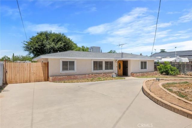 13348 5th, Yucaipa, CA 92399