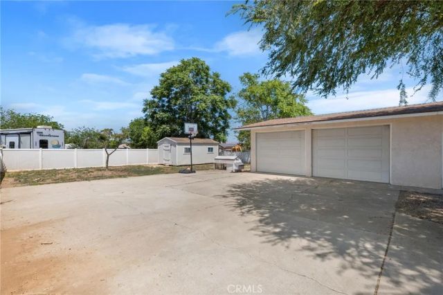 13348 5th, Yucaipa, CA 92399