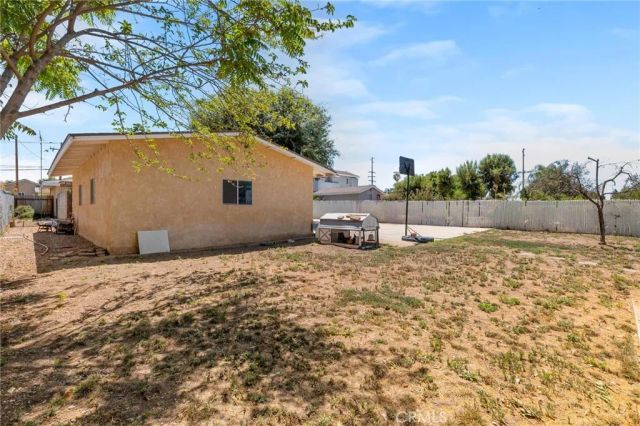 13348 5th, Yucaipa, CA 92399