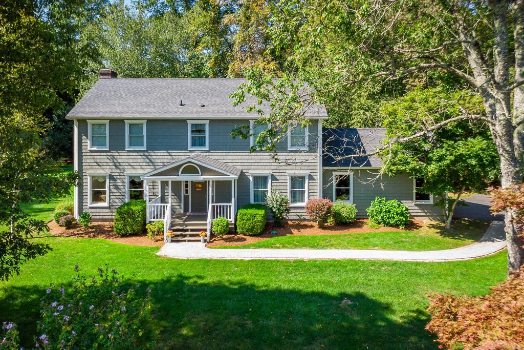 12 Sunny Lane, Sherman, CT 06784