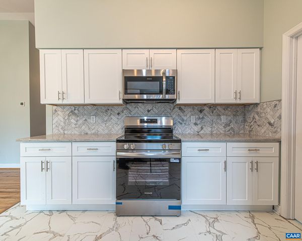 9 AMETHYST RD, Palmyra, VA 22963