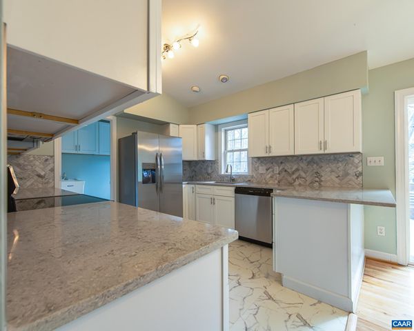 9 AMETHYST RD, Palmyra, VA 22963