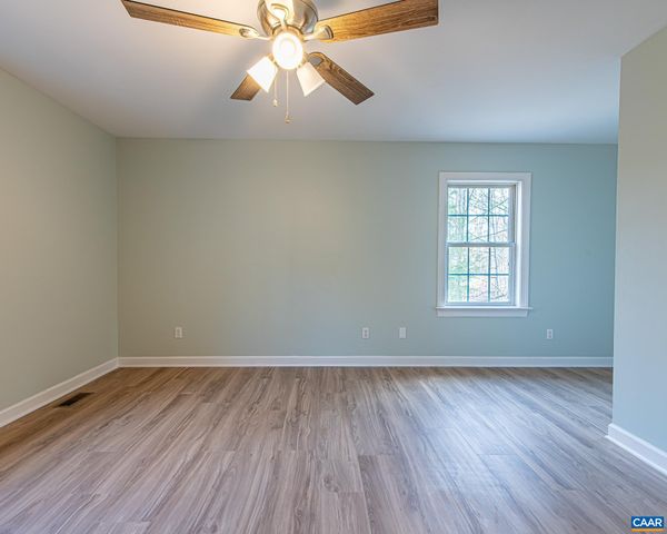 9 AMETHYST RD, Palmyra, VA 22963