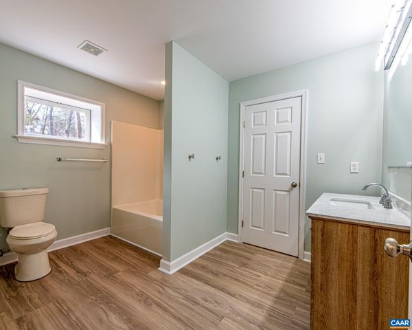 9 AMETHYST RD, Palmyra, VA 22963