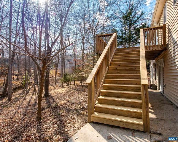 9 AMETHYST RD, Palmyra, VA 22963