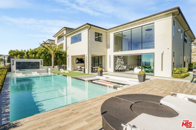 20306 W Willoughby Lane, Porter Ranch (los Angeles), CA 91326