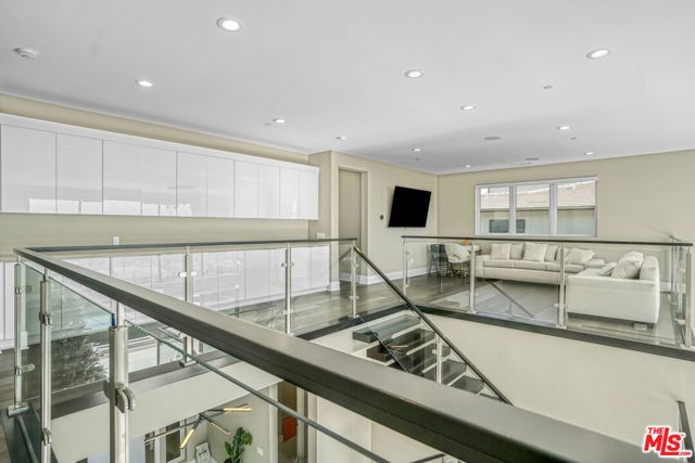 20306 W Willoughby Lane, Porter Ranch (los Angeles), CA 91326