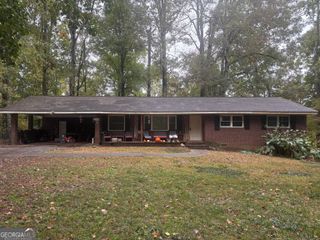 9177 Woodhaven Drive NW, Covington, GA 30014