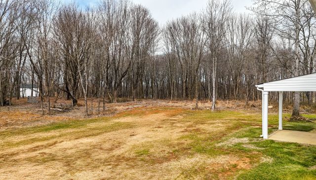 101 Cherry Blossom Way, Dickson, TN 37055