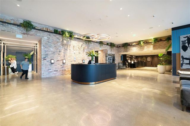 398 NE 5th St 3709, Miami, FL 33132