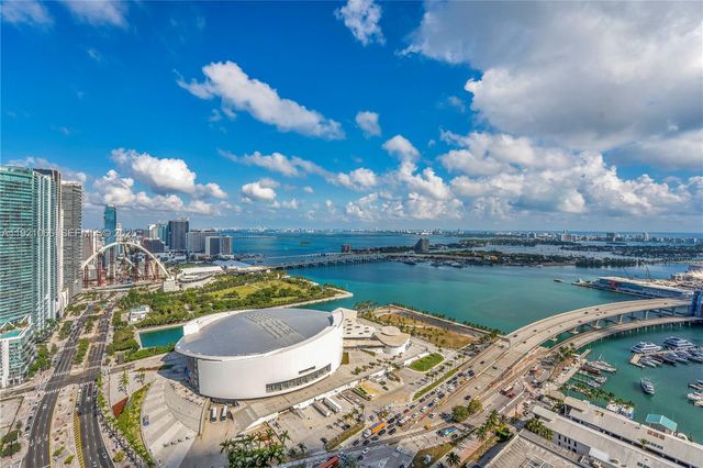 398 NE 5th St 3709, Miami, FL 33132