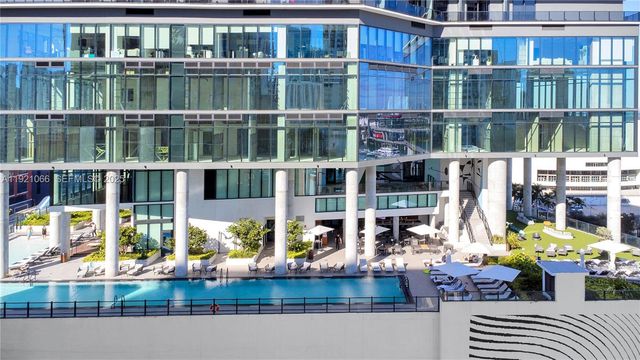 398 NE 5th St 3709, Miami, FL 33132