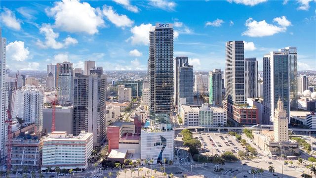 398 NE 5th St 3709, Miami, FL 33132