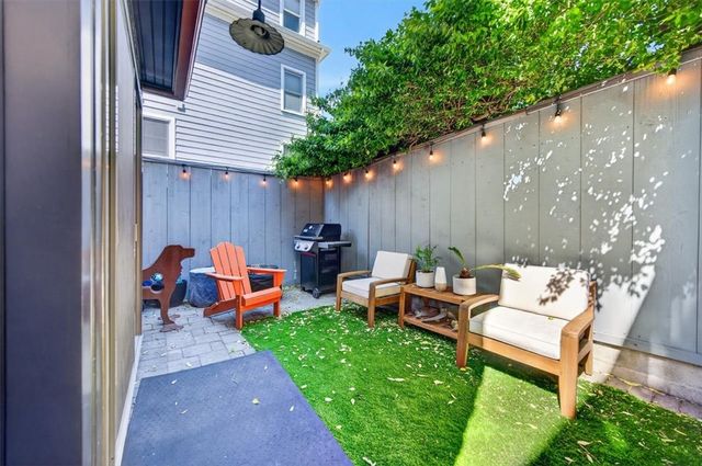 494 Thames St Street, Newport, RI 02840