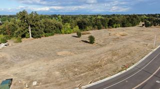 East Street, Anderson, CA 96007