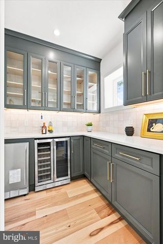 1216 DARBY RD, Havertown, PA 19083