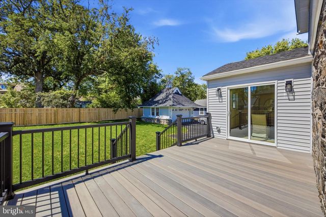1216 DARBY RD, Havertown, PA 19083