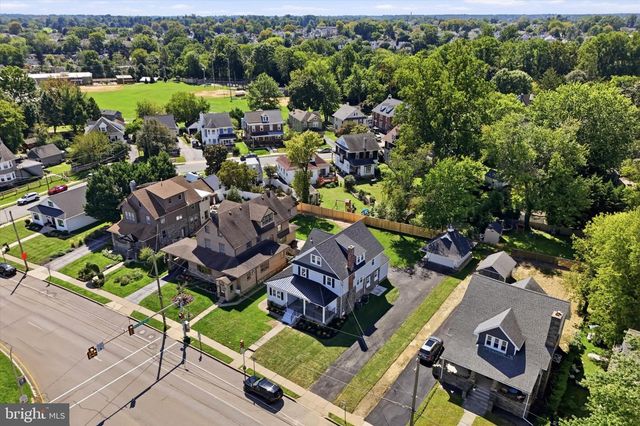 1216 DARBY RD, Havertown, PA 19083