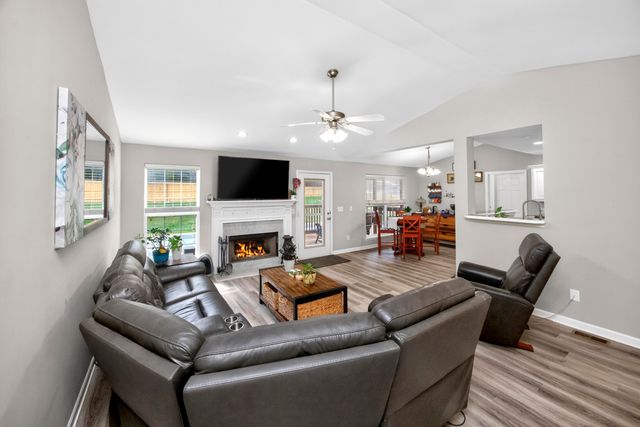 607 Windy Rd, Mount Juliet, TN 37122