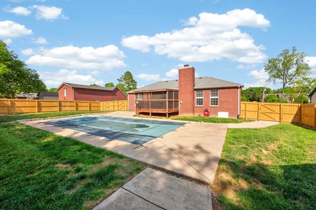 607 Windy Rd, Mount Juliet, TN 37122