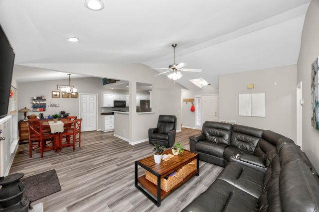 607 Windy Rd, Mount Juliet, TN 37122