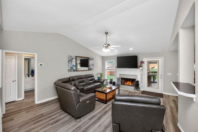 607 Windy Rd, Mount Juliet, TN 37122