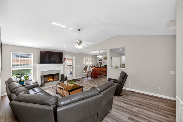 607 Windy Rd, Mount Juliet, TN 37122