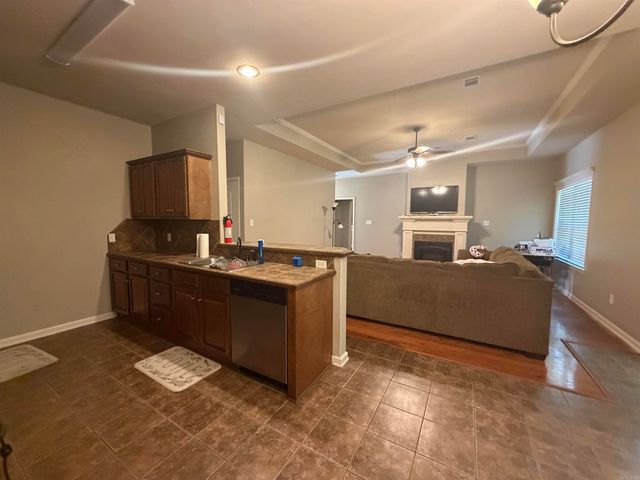 14 PONDS EDGE LANE, Alexander, AR 72002