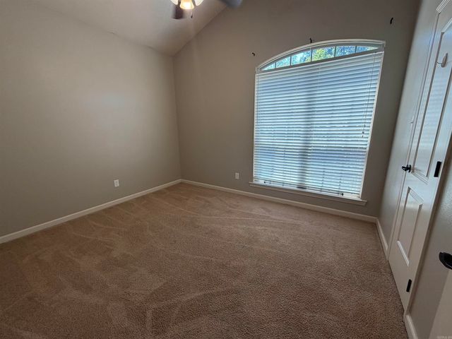 14 PONDS EDGE LANE, Alexander, AR 72002