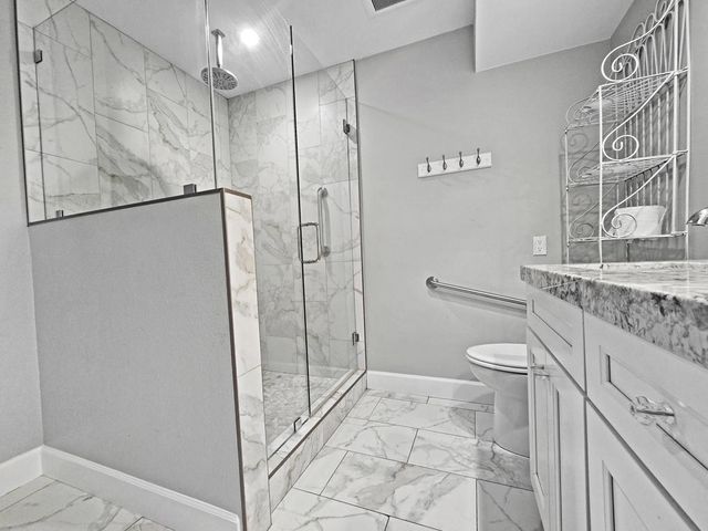 38858 Lobelia Circle, Palm Desert, CA 92211