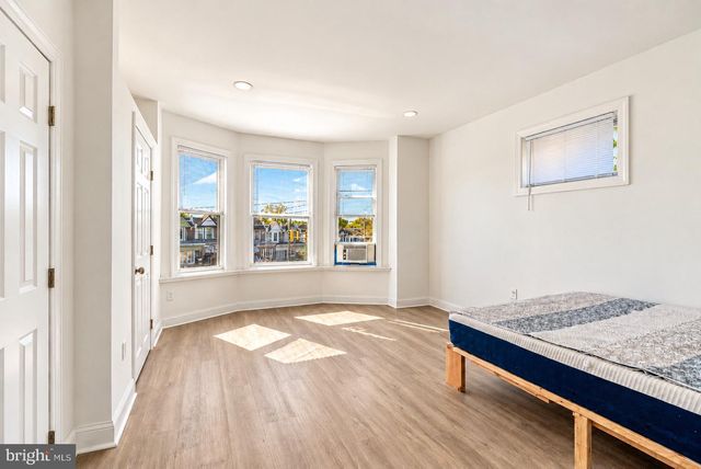 5813 COBBS CREEK PKWY, Philadelphia, PA 19143