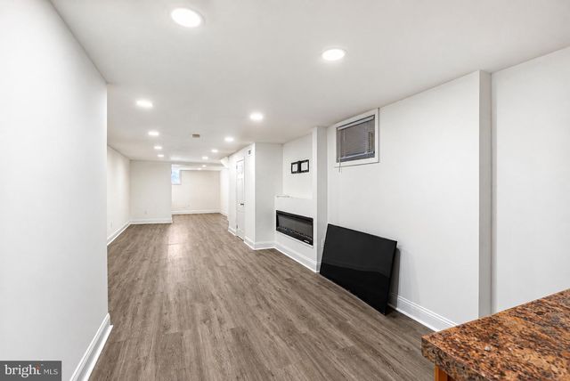 5813 COBBS CREEK PKWY, Philadelphia, PA 19143