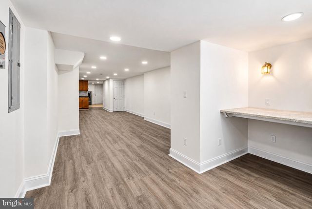 5813 COBBS CREEK PKWY, Philadelphia, PA 19143