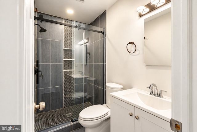 5813 COBBS CREEK PKWY, Philadelphia, PA 19143