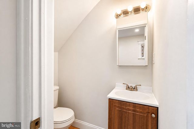 5813 COBBS CREEK PKWY, Philadelphia, PA 19143