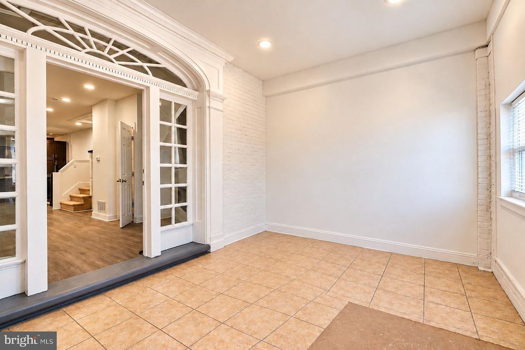 5813 COBBS CREEK PKWY, PHILADELPHIA, PA 19143 — photo 4