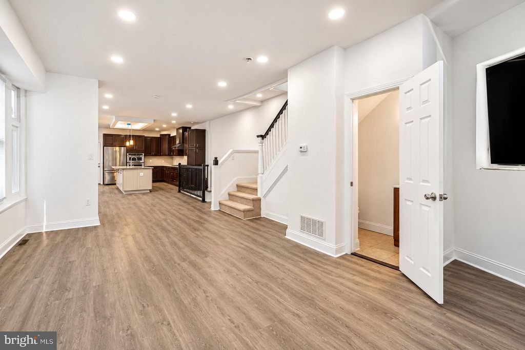 5813 COBBS CREEK PKWY, PHILADELPHIA, PA 19143 — photo 5