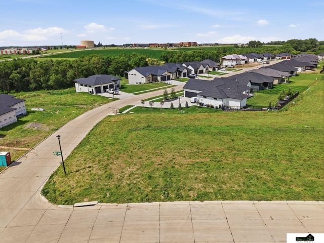 9429 S 87th Street, Lincoln, NE 68526