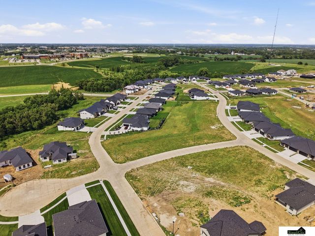 9429 S 87th Street, Lincoln, NE 68526