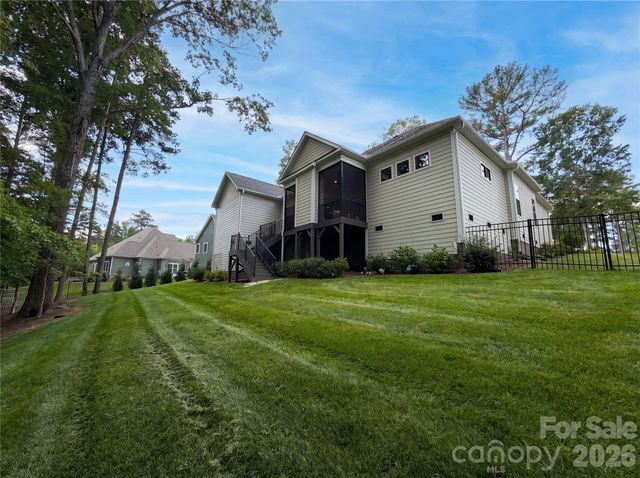 1020 Irish Creek Drive, Landis, NC 28088