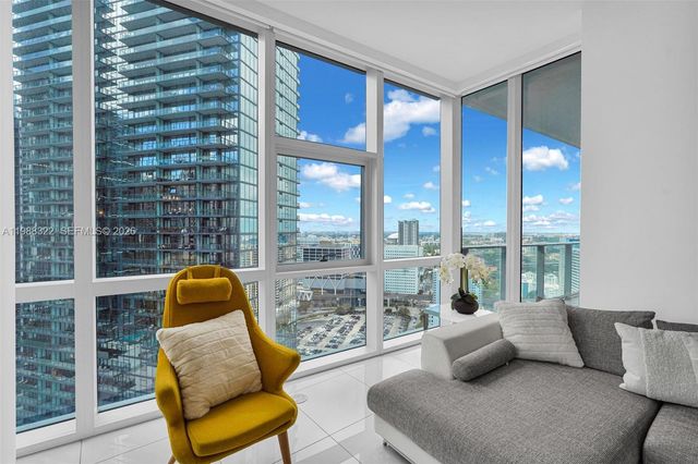 851 NE 1st Avenue 2912, Miami, FL 33132