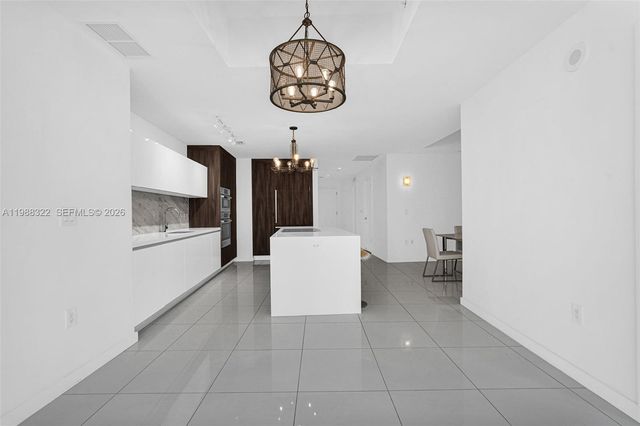 851 NE 1st Avenue 2912, Miami, FL 33132