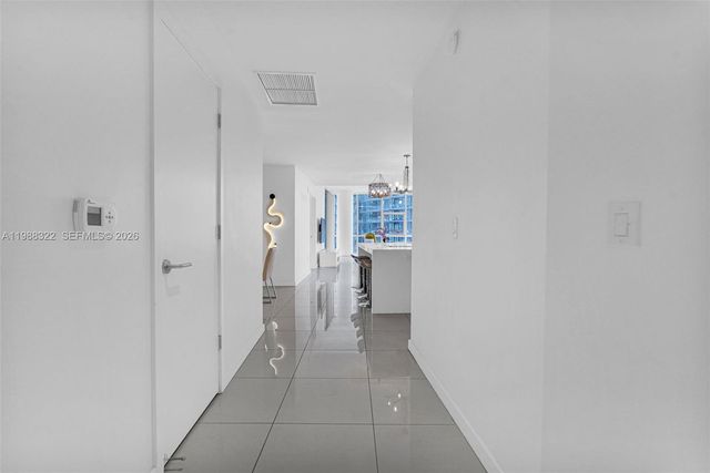 851 NE 1st Avenue 2912, Miami, FL 33132