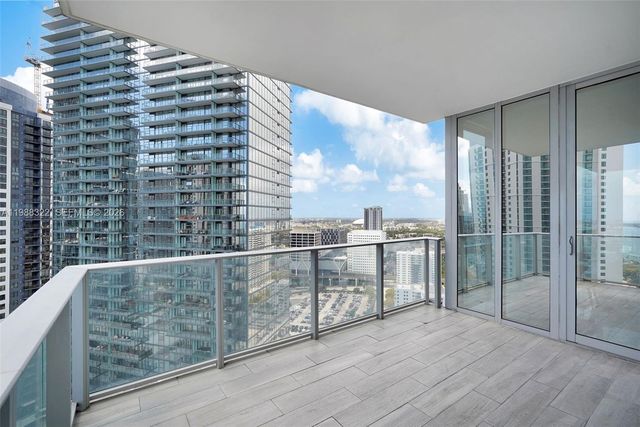 851 NE 1st Avenue 2912, Miami, FL 33132