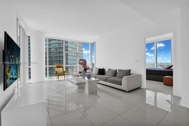 851 NE 1st Avenue 2912, Miami, FL 33132
