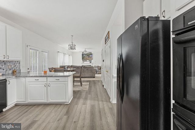 1004 BLACK OAK CT, Fredericksburg, VA 22401