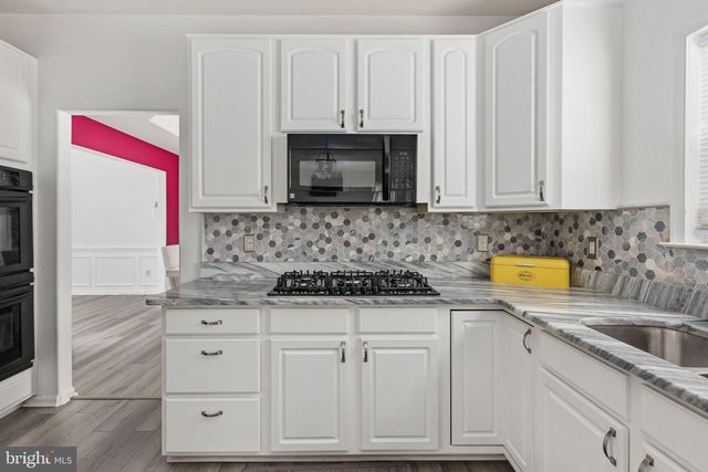 1004 BLACK OAK CT, Fredericksburg, VA 22401