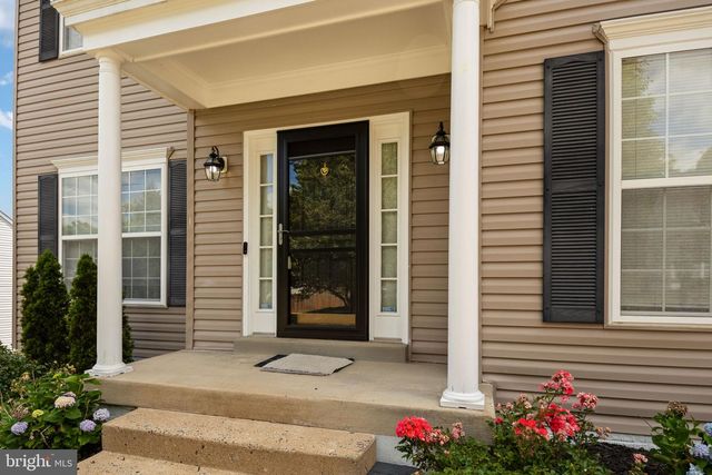 1004 BLACK OAK CT, Fredericksburg, VA 22401