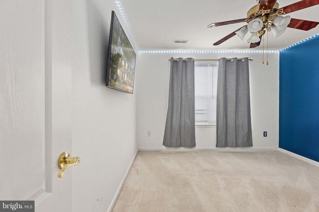 1004 BLACK OAK CT, Fredericksburg, VA 22401