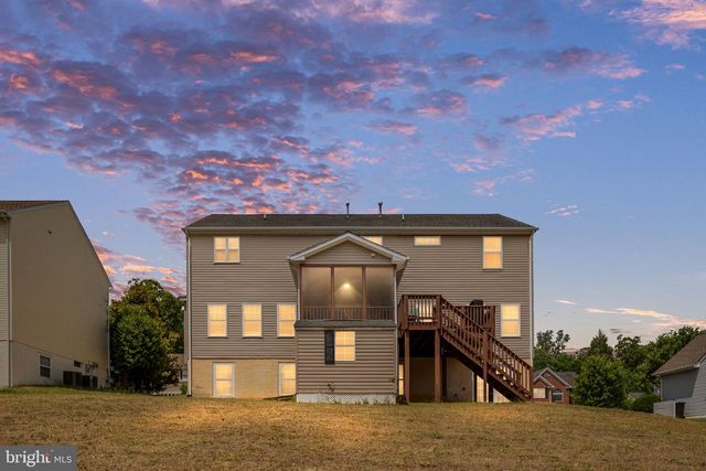 1004 BLACK OAK CT, Fredericksburg, VA 22401